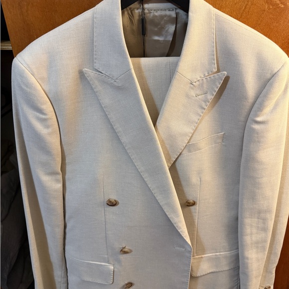 Sophisticated Cream Double-Breasted Men's Suit